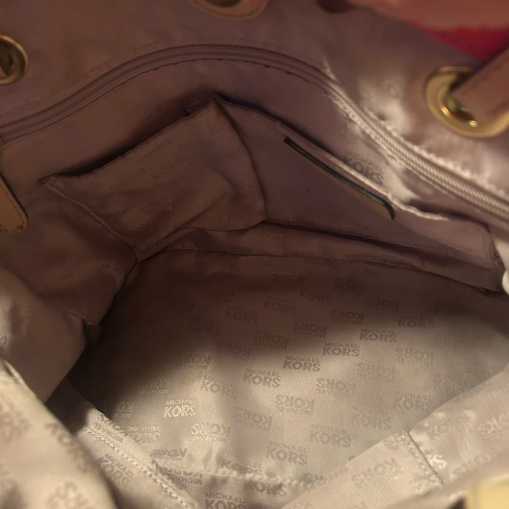 Michael Kors Vibrant Pink Tote Bag - Picture 4 of 8